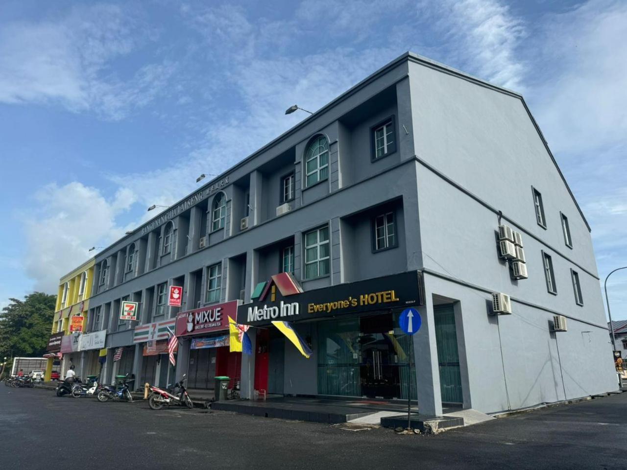 Metroinn Hotel Arau Exterior foto